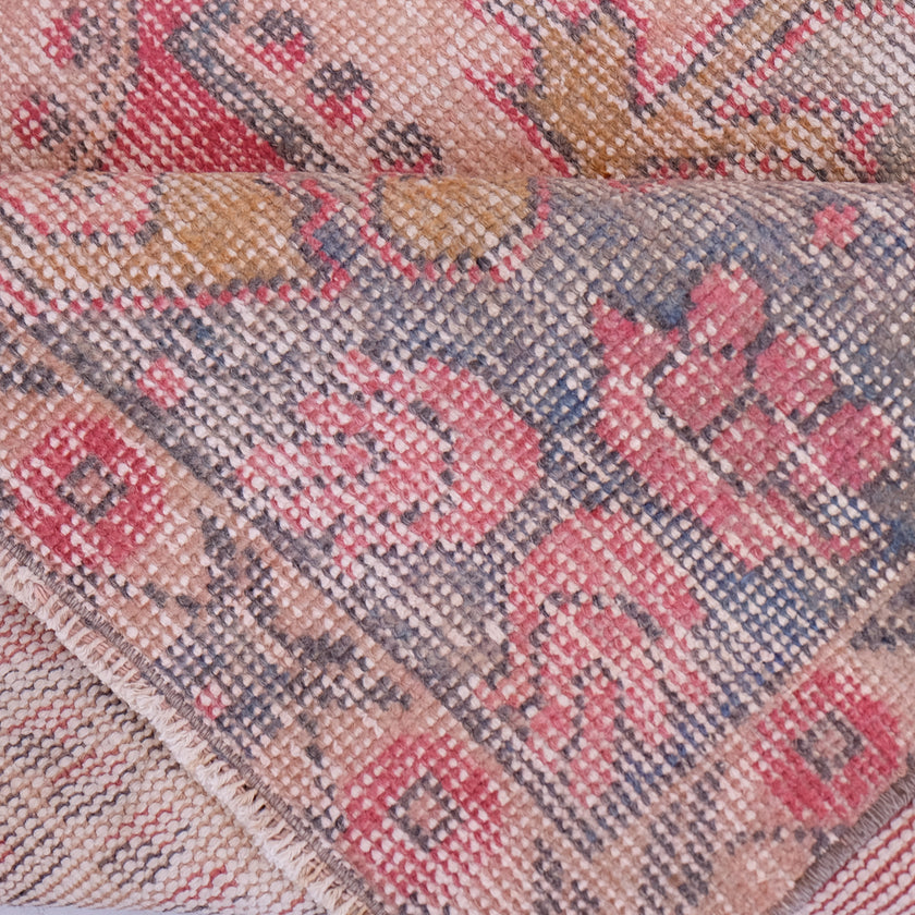 6057 Handwoven Vintage Rug 4x6'11