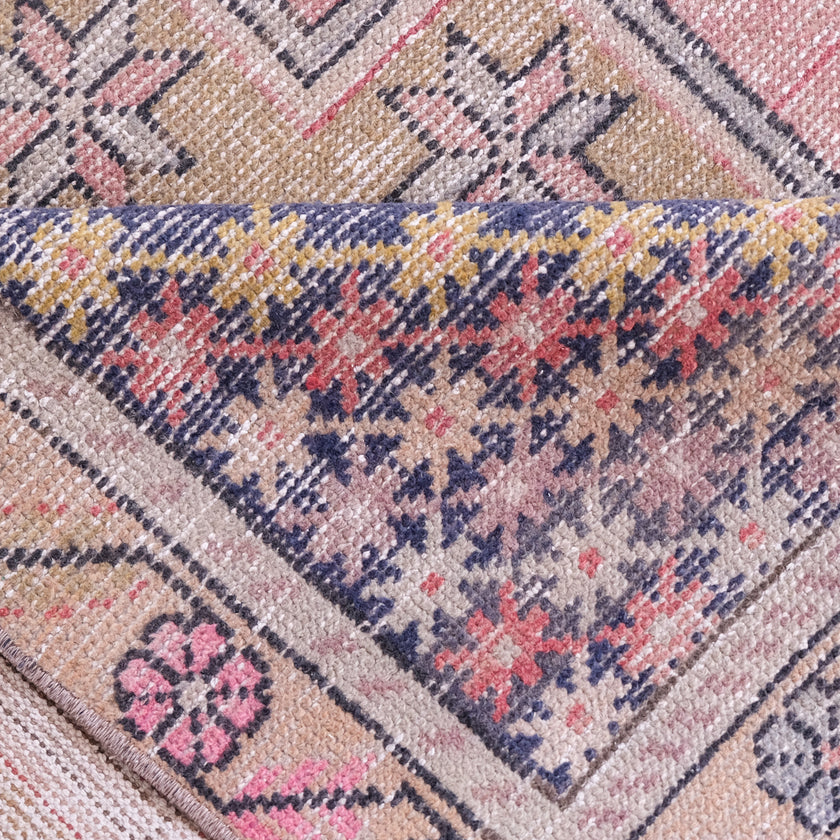 6142 Handwoven Vintage Rug 4'3x9'1