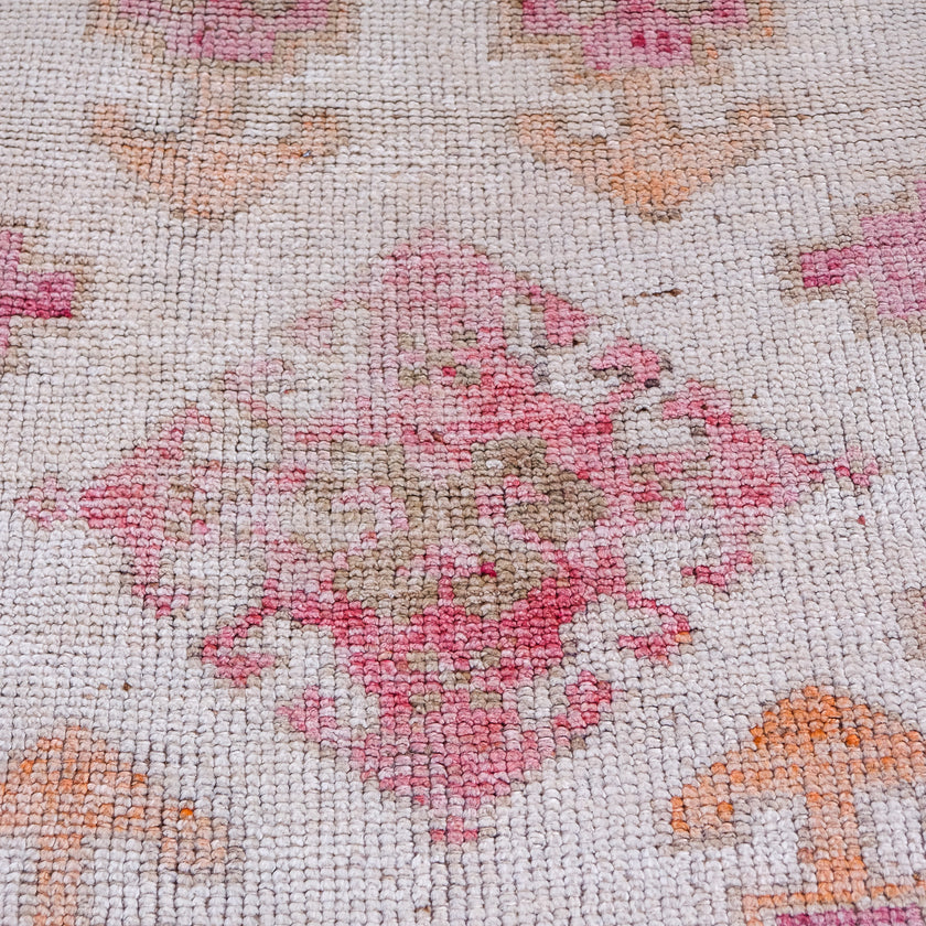 6191 Handwoven Vintage Rug 2'11x12'2