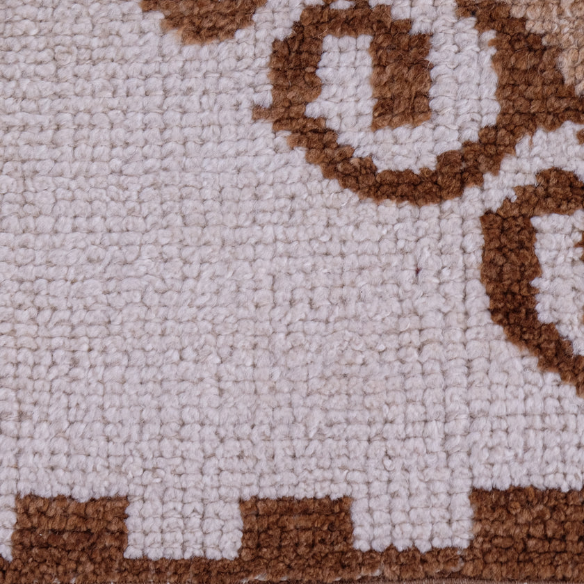 6198 Handwoven Vintage Rug 3'2x11
