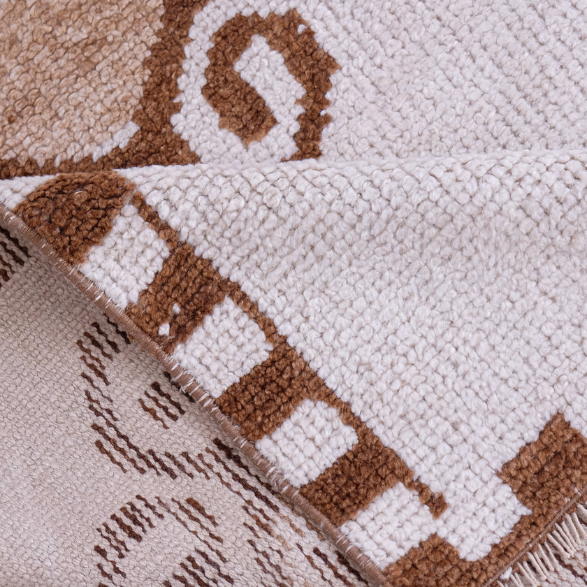 6198 Handwoven Vintage Rug 3'2x11