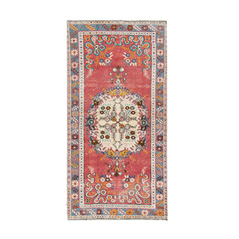 6251 Handwoven Vintage Rug 2'8x5'5