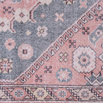 6326 Handwoven Vintage Rug 3'10x7