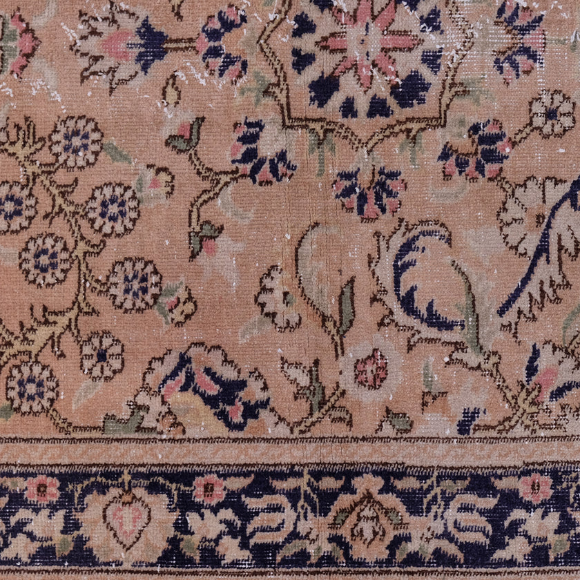 6341 Handwoven Vintage Rug 4x6'2