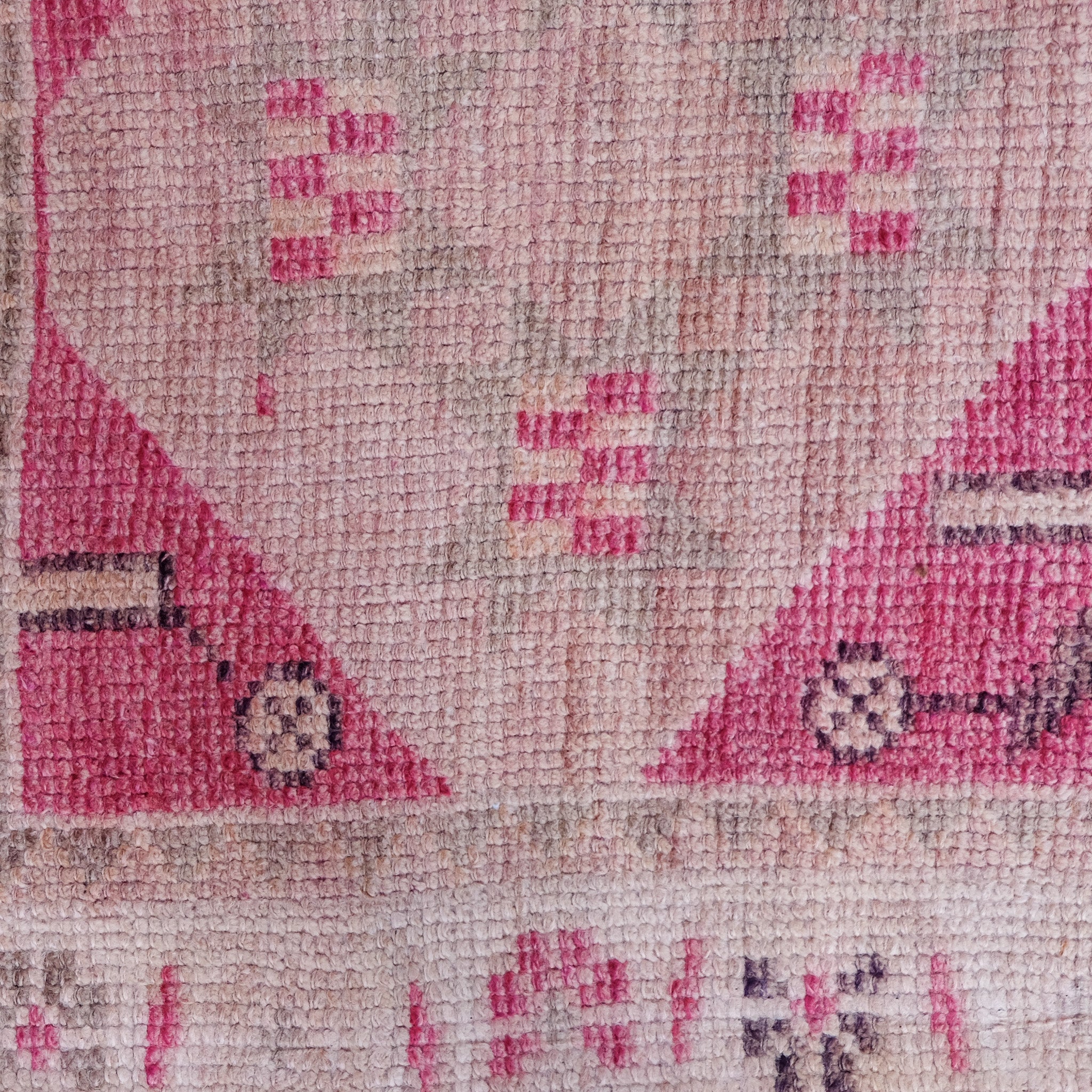 アンティークキルト 6369 Handwoven Vintage Rug 2'9x12'2 – Zuma Imports