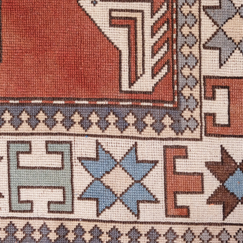 6378 Handwoven Vintage Rug 4'11x7'8