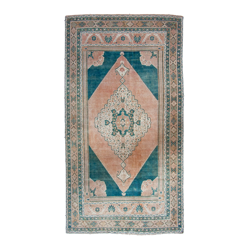 6388 Handwoven Vintage Rug 5'6x8'4