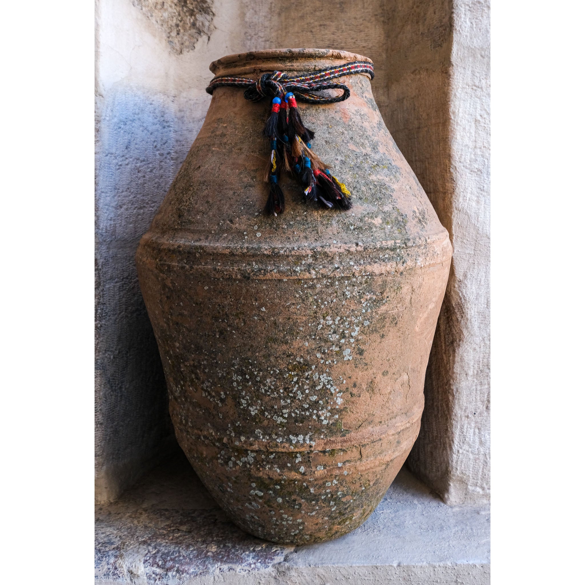 Olive Jar K02 (28x57) – Zuma Imports